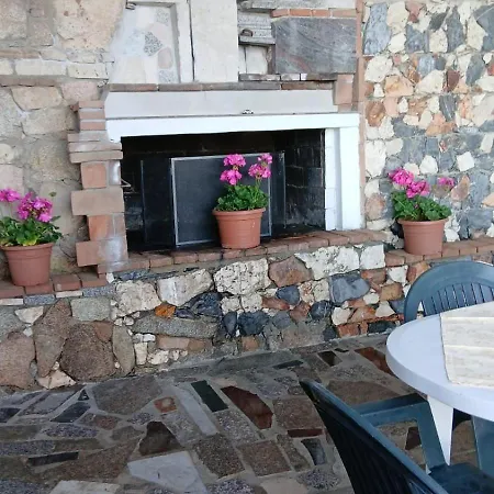 Sa Mesaluna Nature House Apartment Elini